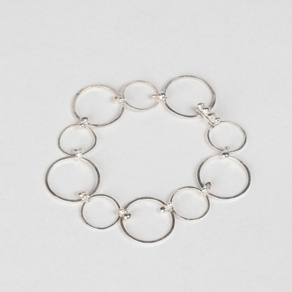 Modhemia Form Link Bracelet Closed
