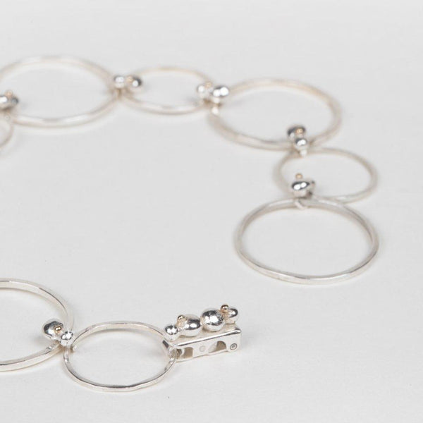 Modhemia Form Link Bracelet Snap Lock Clasp