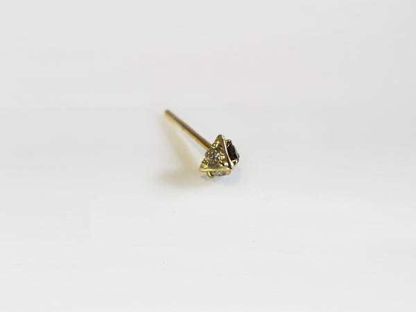 Pyramid Stud