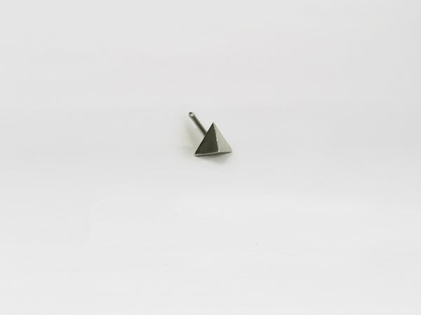 Pyramid Stud