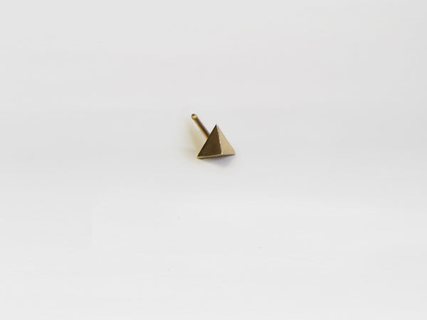 Pyramid Stud