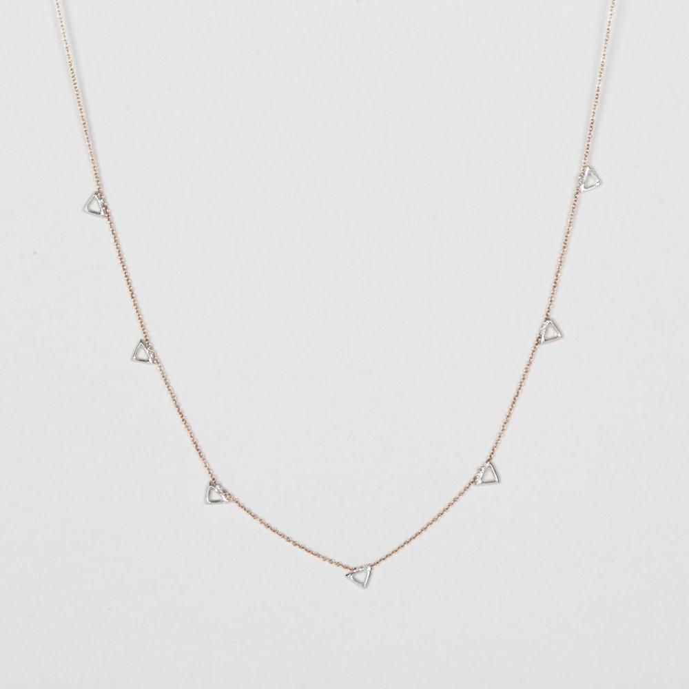 Angle Accent Chain